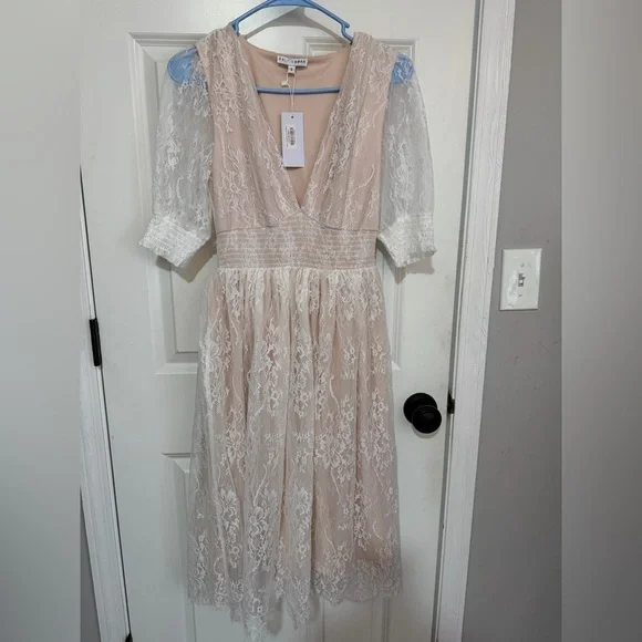 Baltic Born Elaina Lace Midi Dress Cream | V Neck Boho Romantic | Size S - Picture 2 of 5